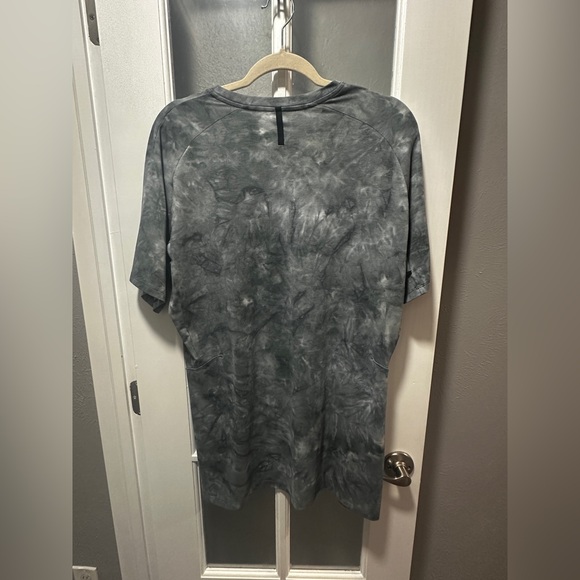 Lululemon Always Agile Short Sleeve-Diamond Dye True Navy Chambray - Picture 8 of 10